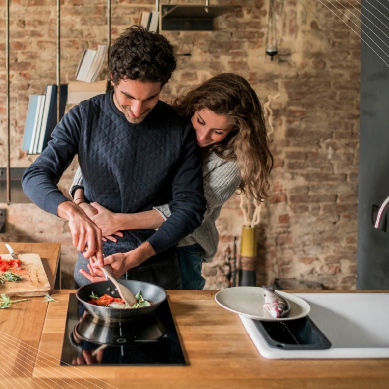  اصنعي تجربة سبا مميزة في منزلك الخاص ويمكنك القيام بذلك باستخدام الزيوت والشموع العطرية