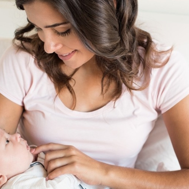 أضرار شرب الكافيين اثناء الرضاعة الطبيعية وتأثيرها على الطفل