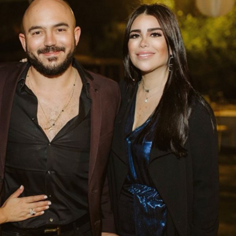 محمود العسيلي وخطيبته