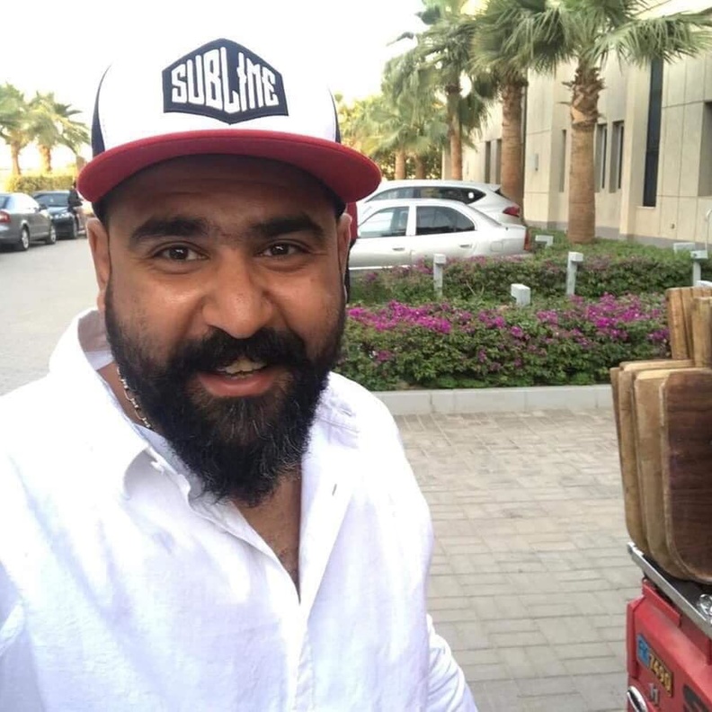 مصمم الملابس الراحل احمد رشدي