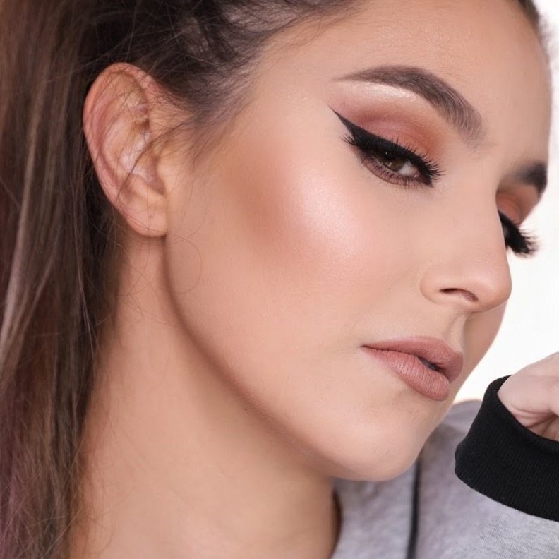 اتبعي هذه الخطوات للحصول على إطلالة مكياج انستغرام