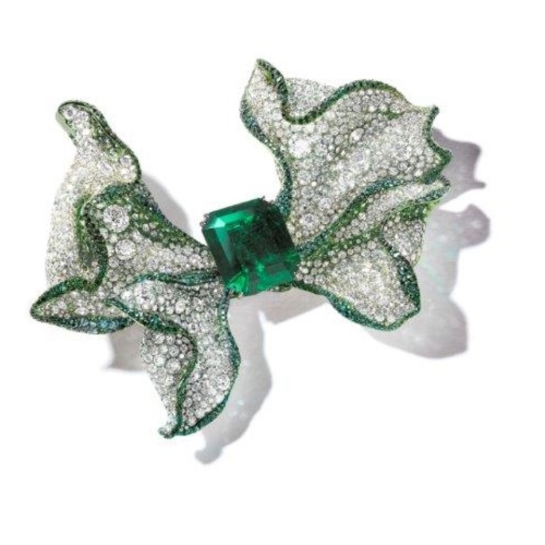 بروش الماس وزمرد من سيندي تشاو CINDY CHAO The Art Jewel