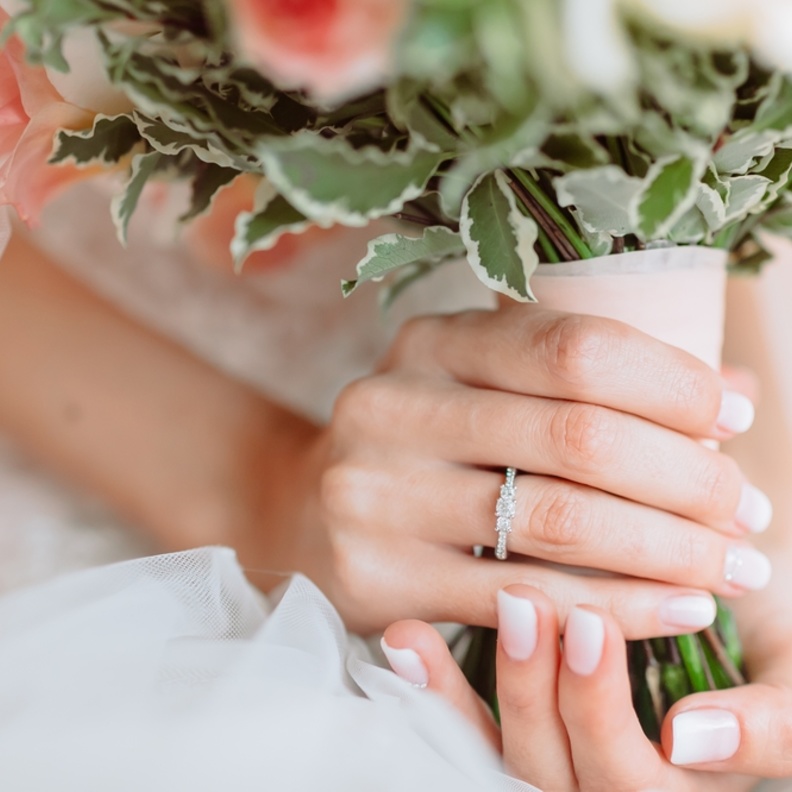 احدث اشكال خواتم الخطوبة الرومانسية