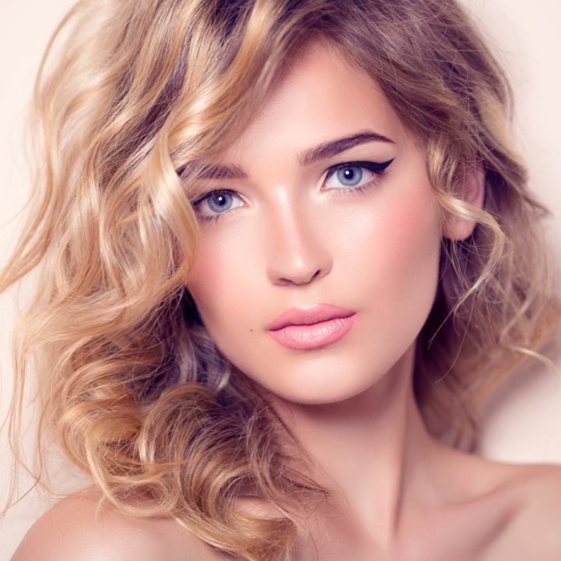 تسريحات شعر قصير سهلة وبسيطة