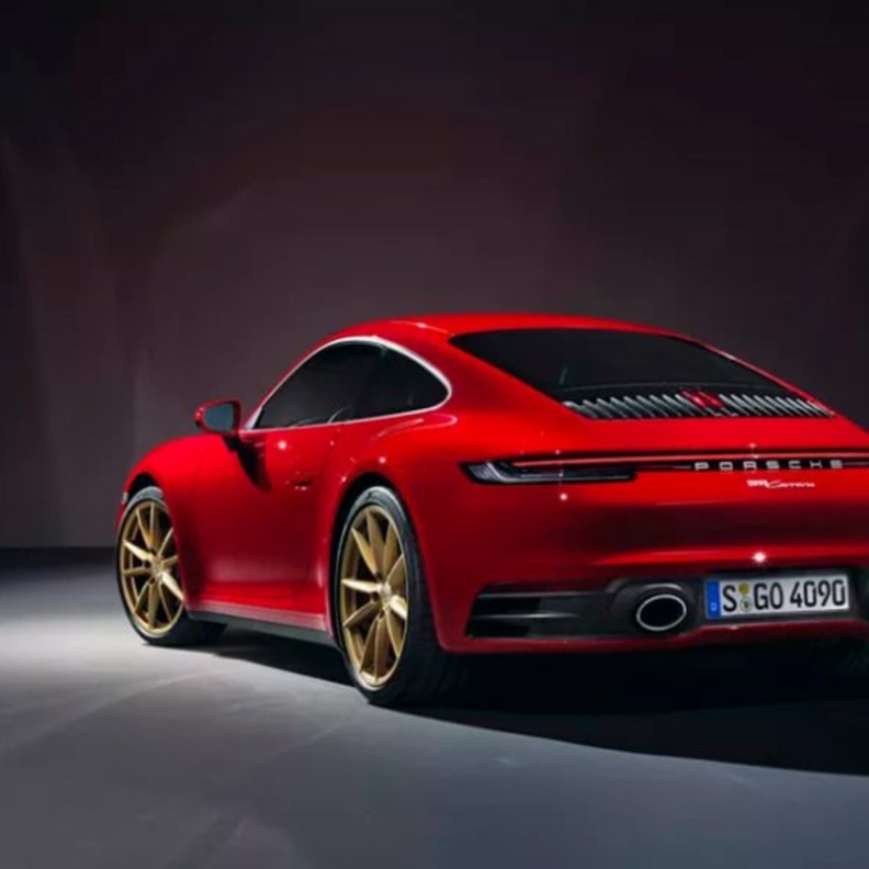 بورشه تطلق الجيل الثامن من سيارتها الرياضية "Carrera 911"