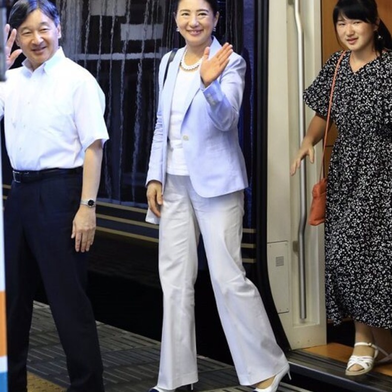 استقبال الإمبراطور وعائلته