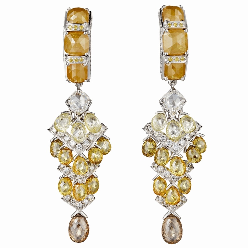 أقراط Diamond Catcher من ميسيكا