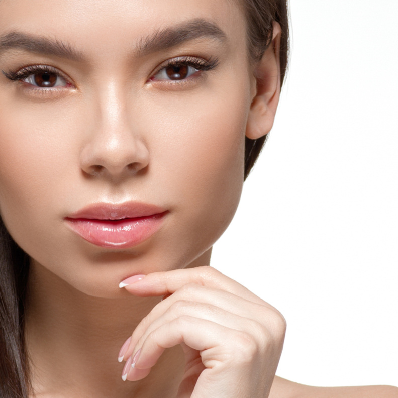 استخدمي طين البحر الميت لعلاج حب الشباب للبشرة الدهنية