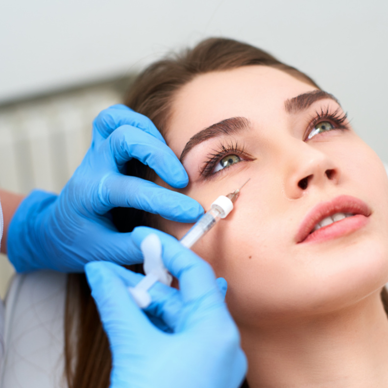 إليك علاج التجاعيد والهالات السوداء