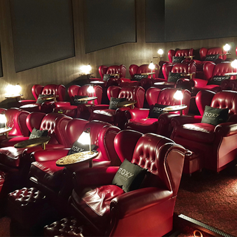 أجمل تجارب مشاهدة الأفلام في هذه الصالات السينمائية في دبي