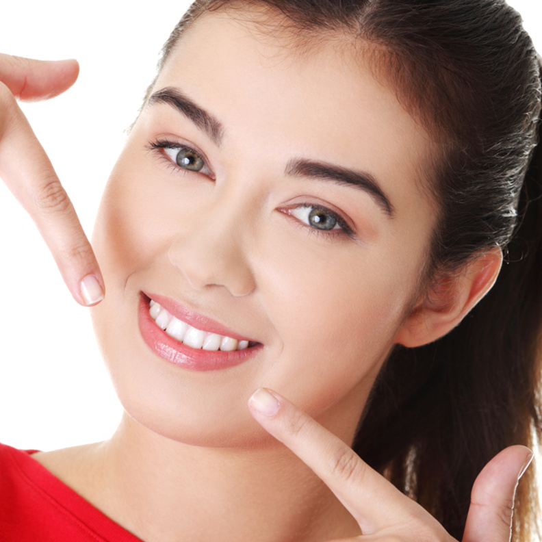 تعرفي على اهم خلطات تبييض الاسنان