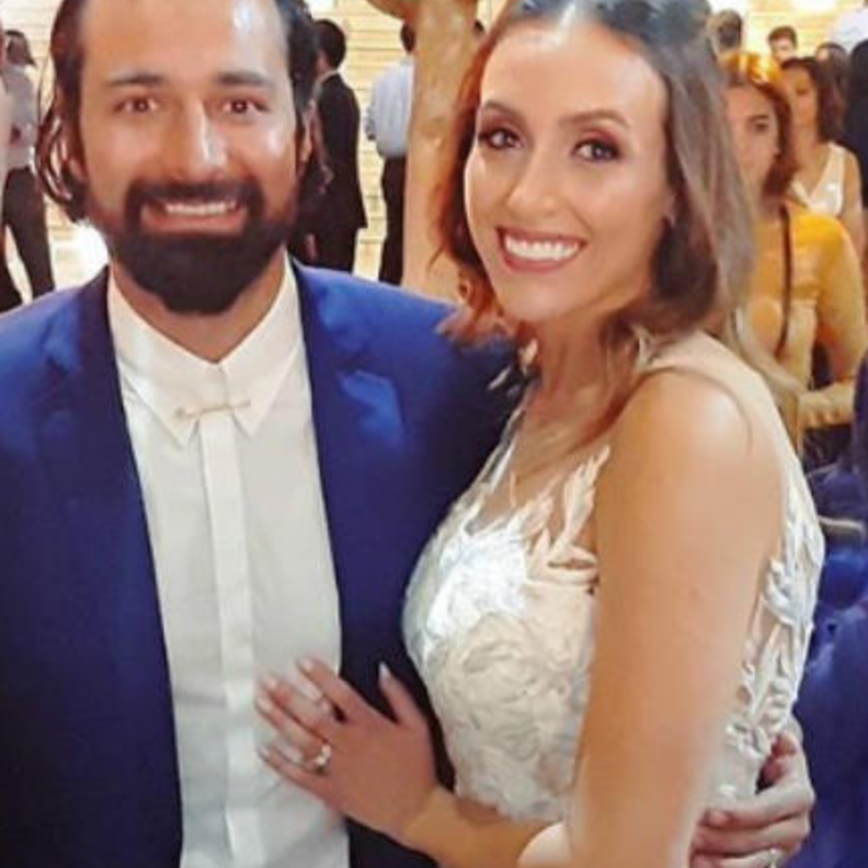 احمد حاتم يحتفل بعقد قرانه