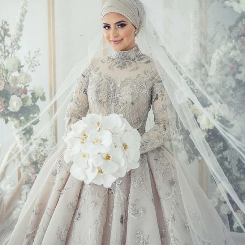 أحد أشكال التوربان المناسبة للوجه الممتلئ