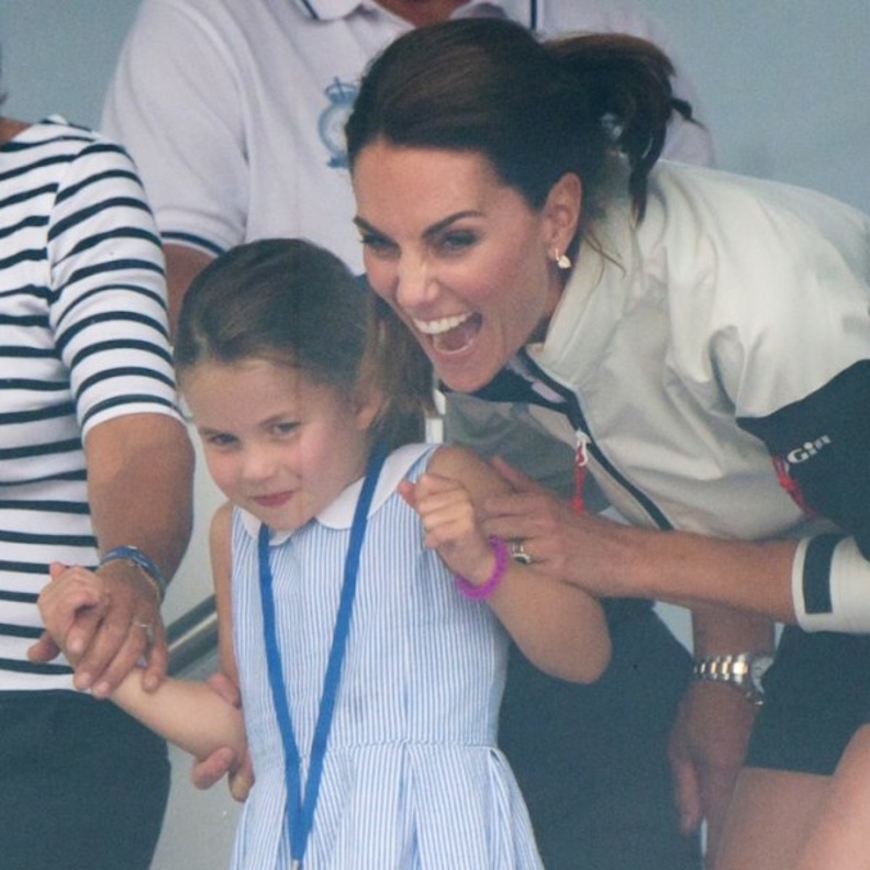 ظهور غير متوقع لأطفال عائلة كامبريدج