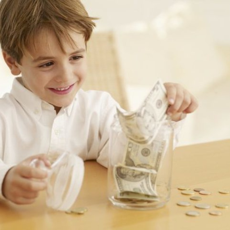 مواصفات العيدية التي يسعد بها الأطفال في العيد 