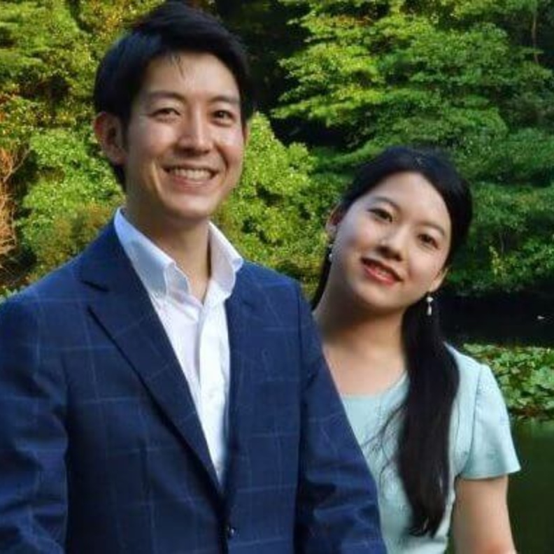  الأميرة أياكو حامل في طفلها الأول