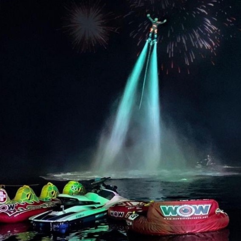 جانب من فعاليات مهرجان شاطيء أملج