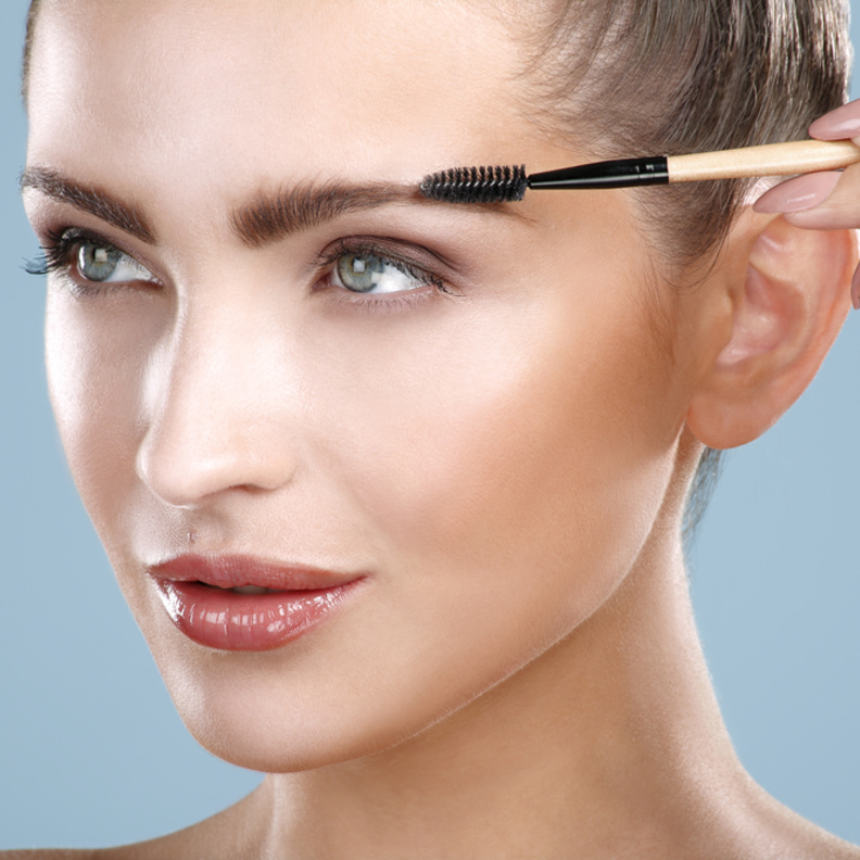 اختاري شكل الحواجب المناسب لك