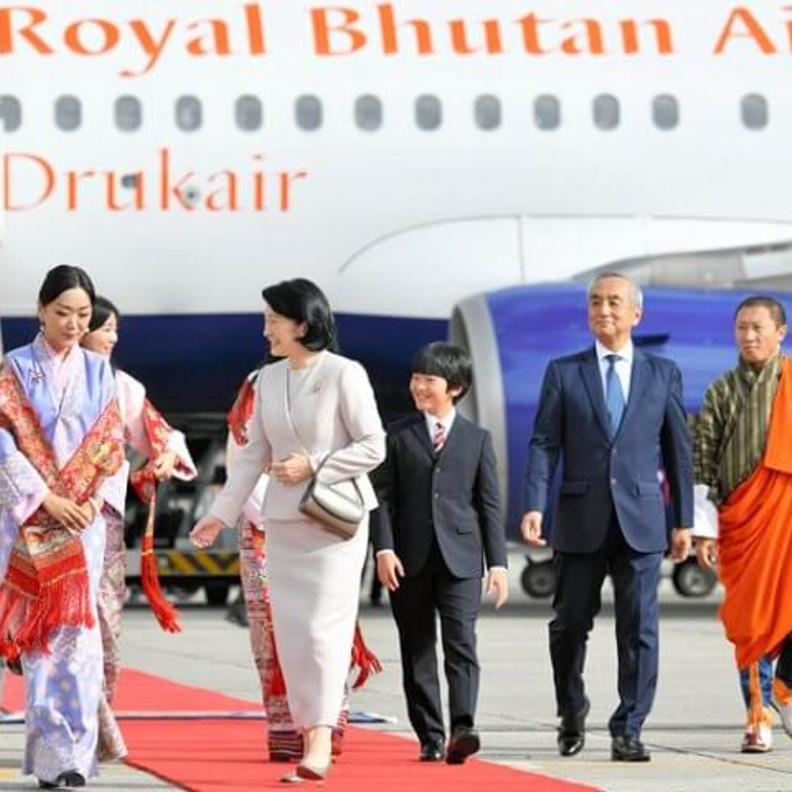 ولي عهد اليابان وعائلته في زيارة خاصة إلى بوتان