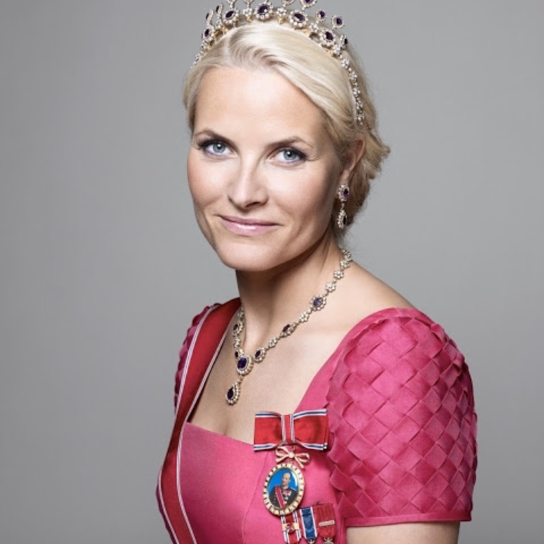 أقراط The Convertible Diamond Earrings