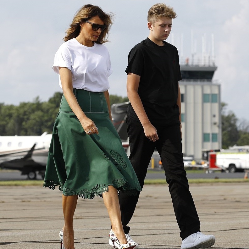 كيف ارتدت ميلانيا ترامب موضة اللون الأخضر