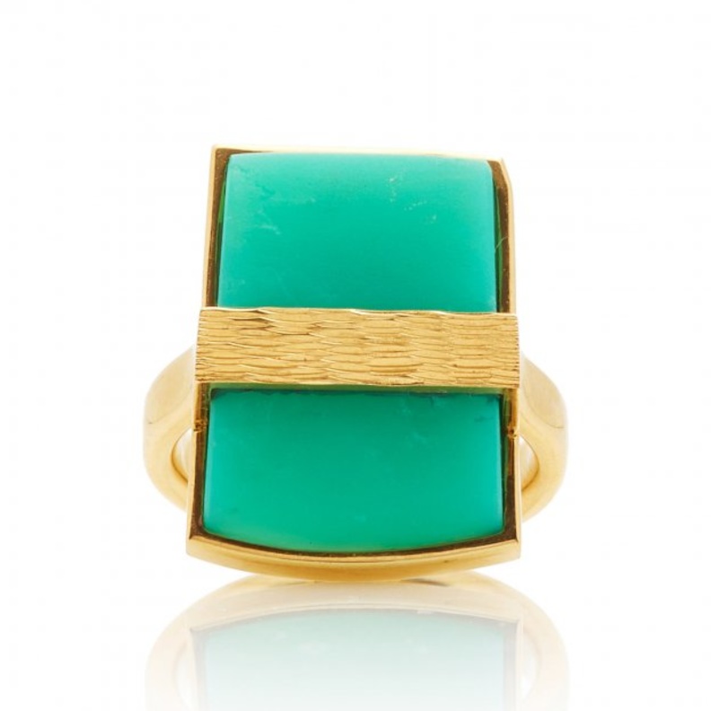 اسورة ناعمة من الذهب بزينة على شكل صدفة مزينة بالماس من Renna