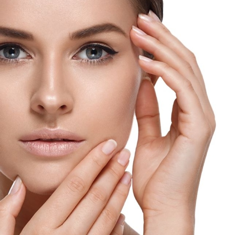 فوائد عنب الثعلب الهندي في السعودية للعناية بالبشرة