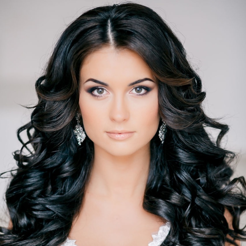 وصفة زيت الخروع والبيض رائجة بين الهنديات