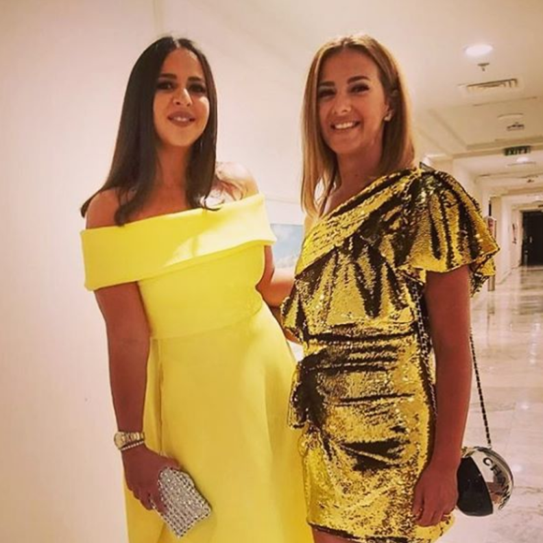 دنيا سمير غانم وشقيقتها إيمي