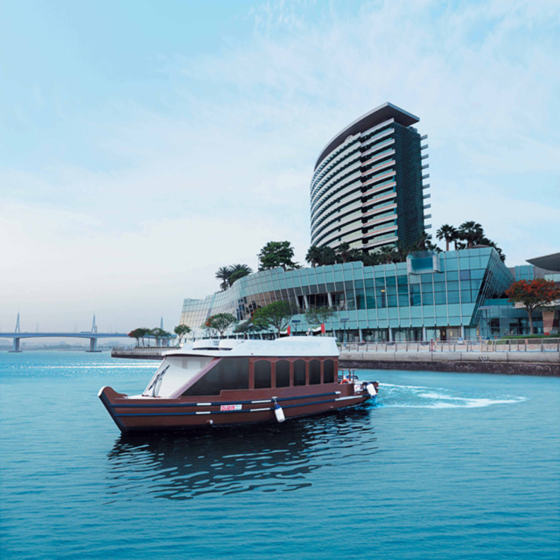 طرق دبي تطلق خدمة مجانية في محطة الجداف البحرية لنقل الركاب إلى خطوط المترو