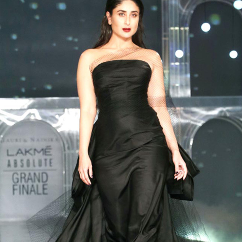 كارينا كابور في أسبوع لاكمي