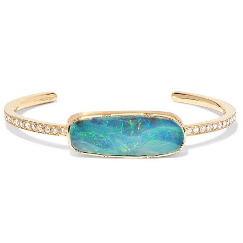 اسوارة ذهب من بروك جريغسون Brooke Gregson