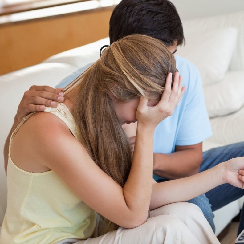 الضغوط المالية تواجه أي عروسين في السنة الاولى من الزواج فلا تحولوها لمشكلة