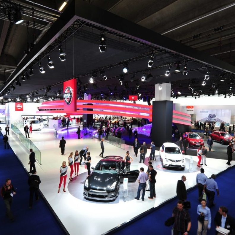 تقسيم معرض ألمانيا للسيارات إلى قسمين