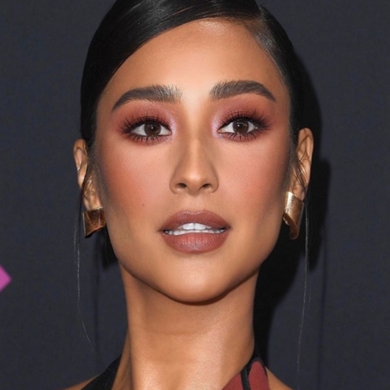 أحمر الشفاه من ايف سان لوران Yves Saint Laurent Tatouage Couture Liquid Matte Lip Stain in 28 Nude Undercover