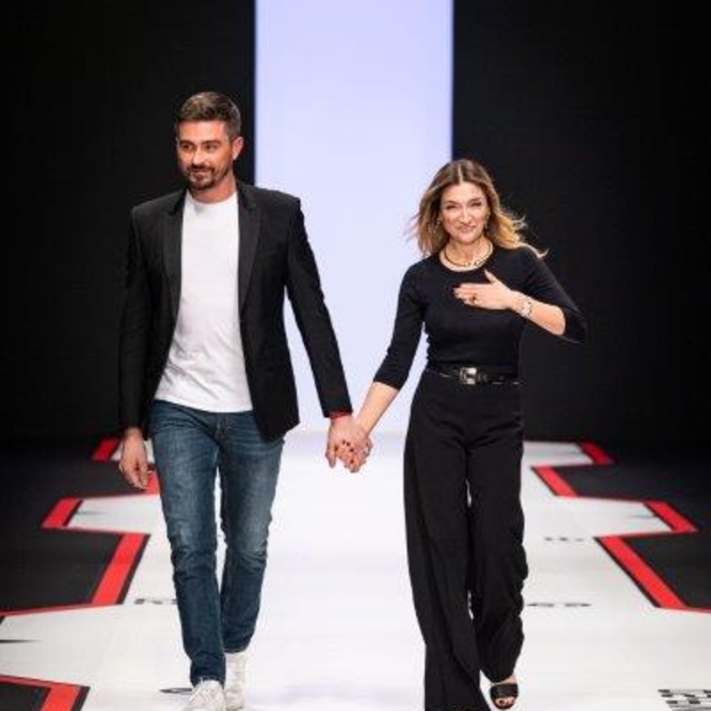 اليزابيتا فرانكي Elisabetta Franchi عرض أزياء موسم خريف وشتاء 2019-2020