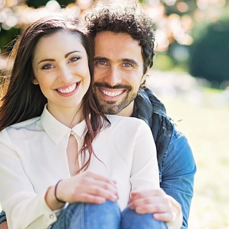 الآثار الإيجابية لقوة الشفافية بين الزوجين في الحياة الزوجية