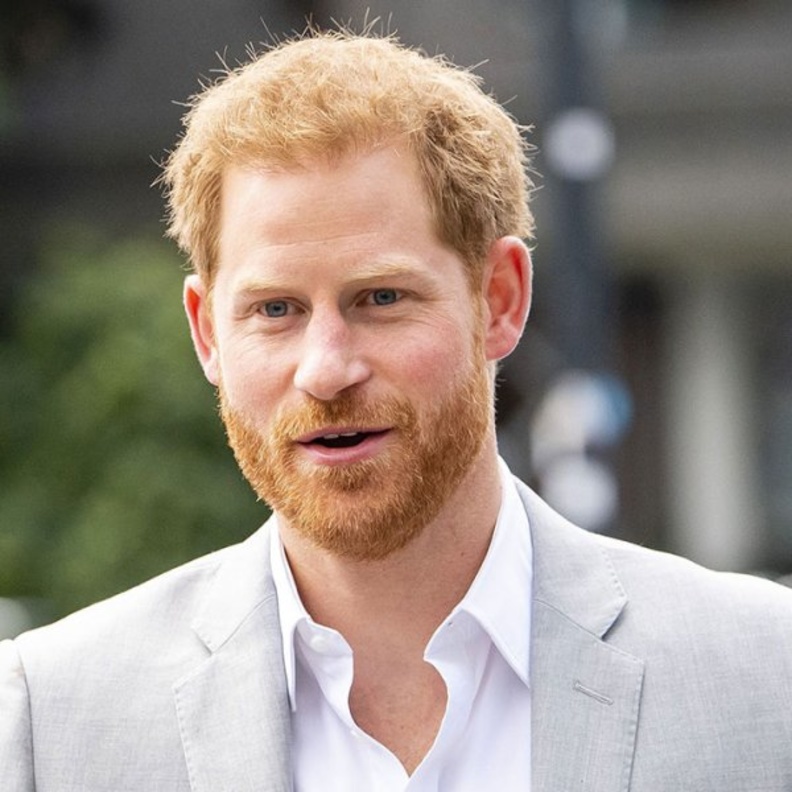 الأمير هاري يعلق للمرة الأولى على الجدل المثار حول استخدامه للطائرات الخاصة