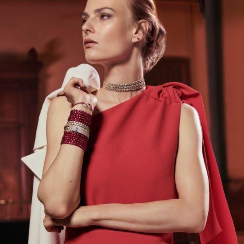 مجموعة Swarovski Power Collection.. لتمكين النساء من أن يكون التألق حليفهن