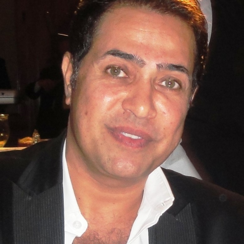 حكيم يتعرض لحادث سير خطير