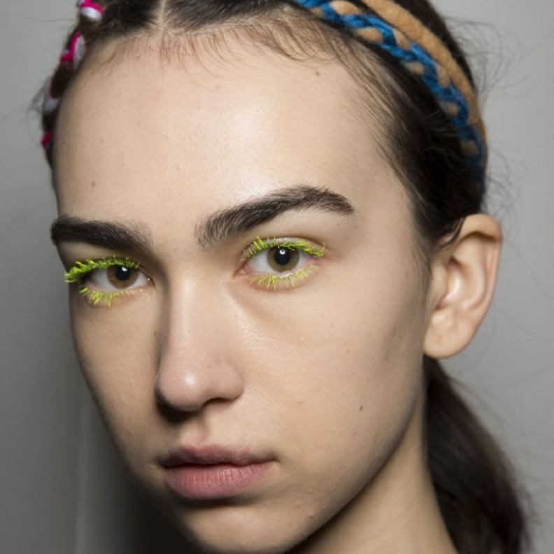 طريقة تكبير العيون بالماسكارا البيضاء لخريف 2019 من Byblos