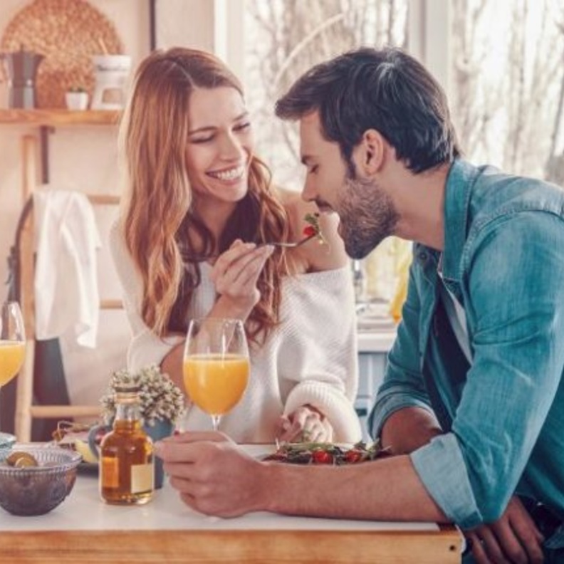 حضري له يوميا وجبة يحبها ليتلذذ بالطعام من يديك بعد يوم شاق ومتعب