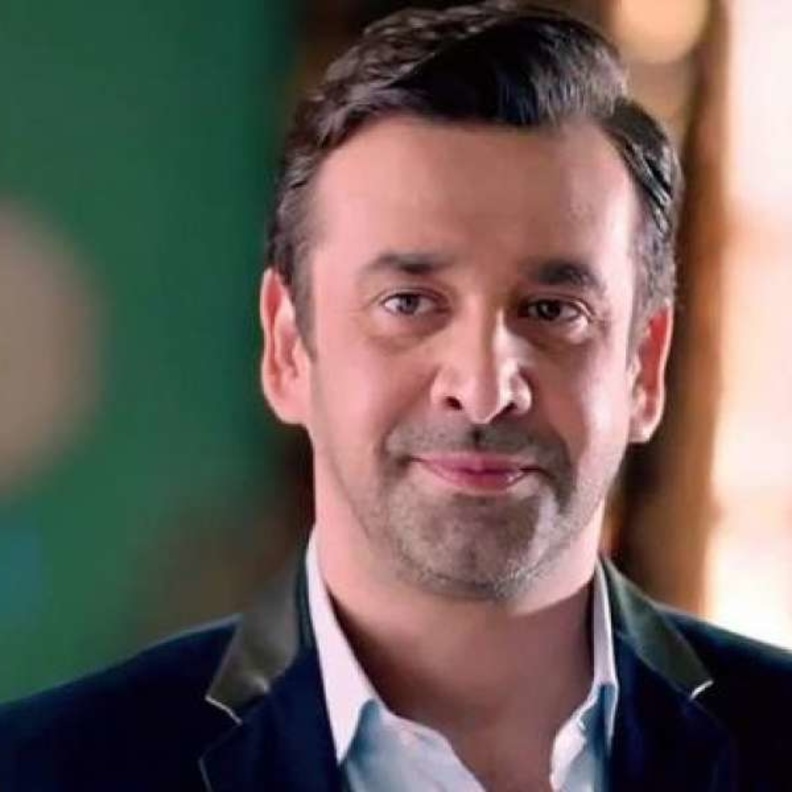 كريم عبد العزيز