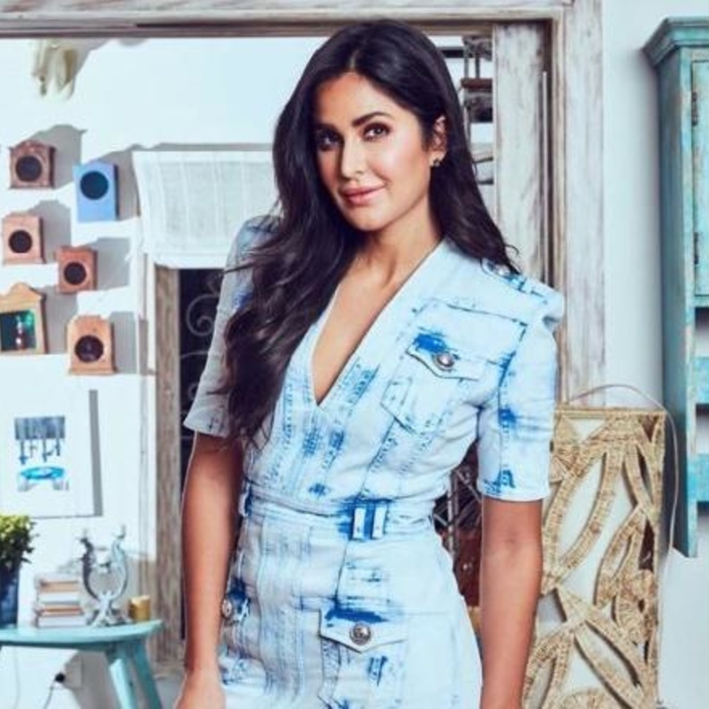 كاترينا كيف بالجينز 