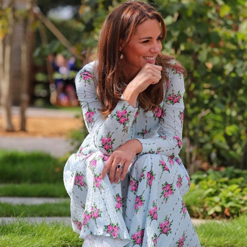 كيت ميدلتون بإطلالة أنثوية أضافت لمسة ربيعية إلى هذا الموسم في مهرجان حديقة Back to Nature في RHS Wisley