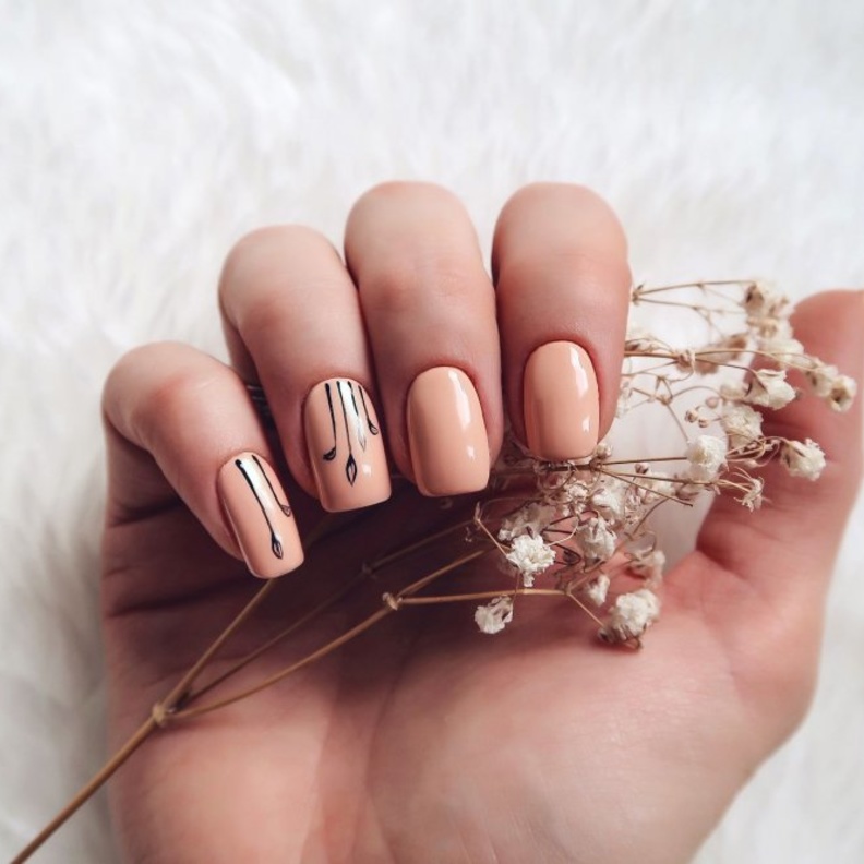 فوائد فيتامين a لتطويل وتقوية الاظافر