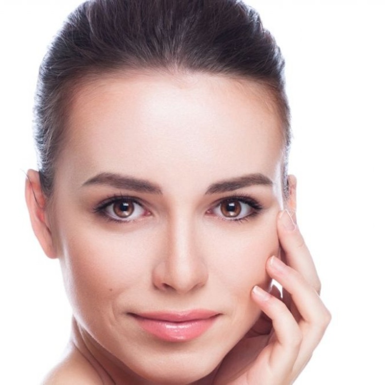 فوائد ماسك الفراولة والعسل للوجه والبشرة الدهنية