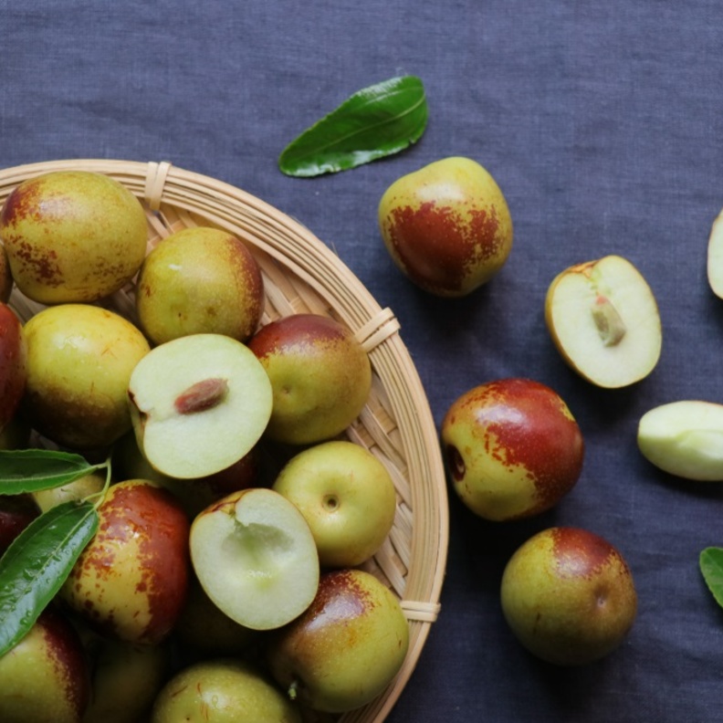 فوائد العناب للصحة والجمال