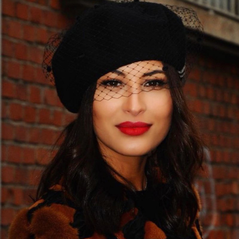 اختاري أجمل الوان احمر الشفاه النيود بأسلوب الجميلة ربم سعيدي