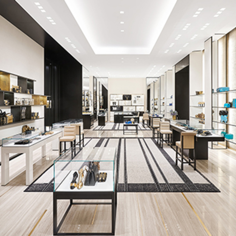 CHANEL تعيد افتتاح بوتيك دبي مول الذي تم تجديده